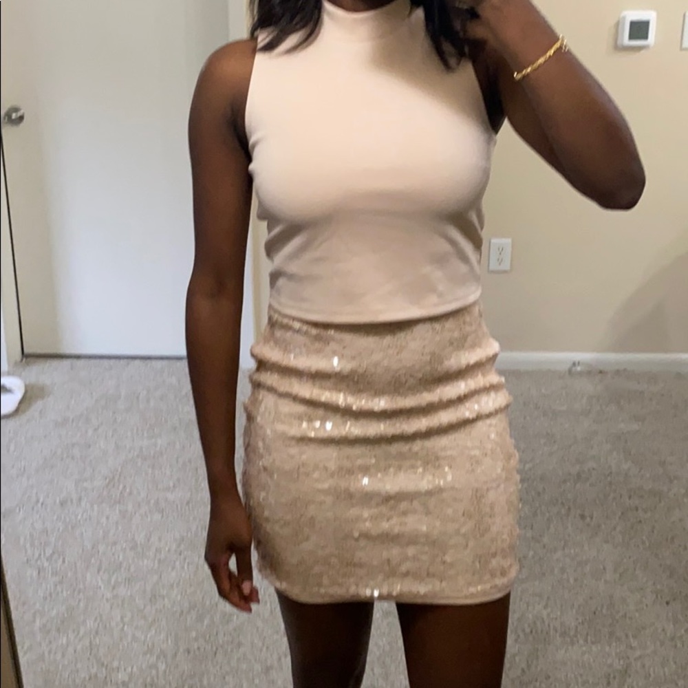 Mini dress!! - Picture 2 of 3